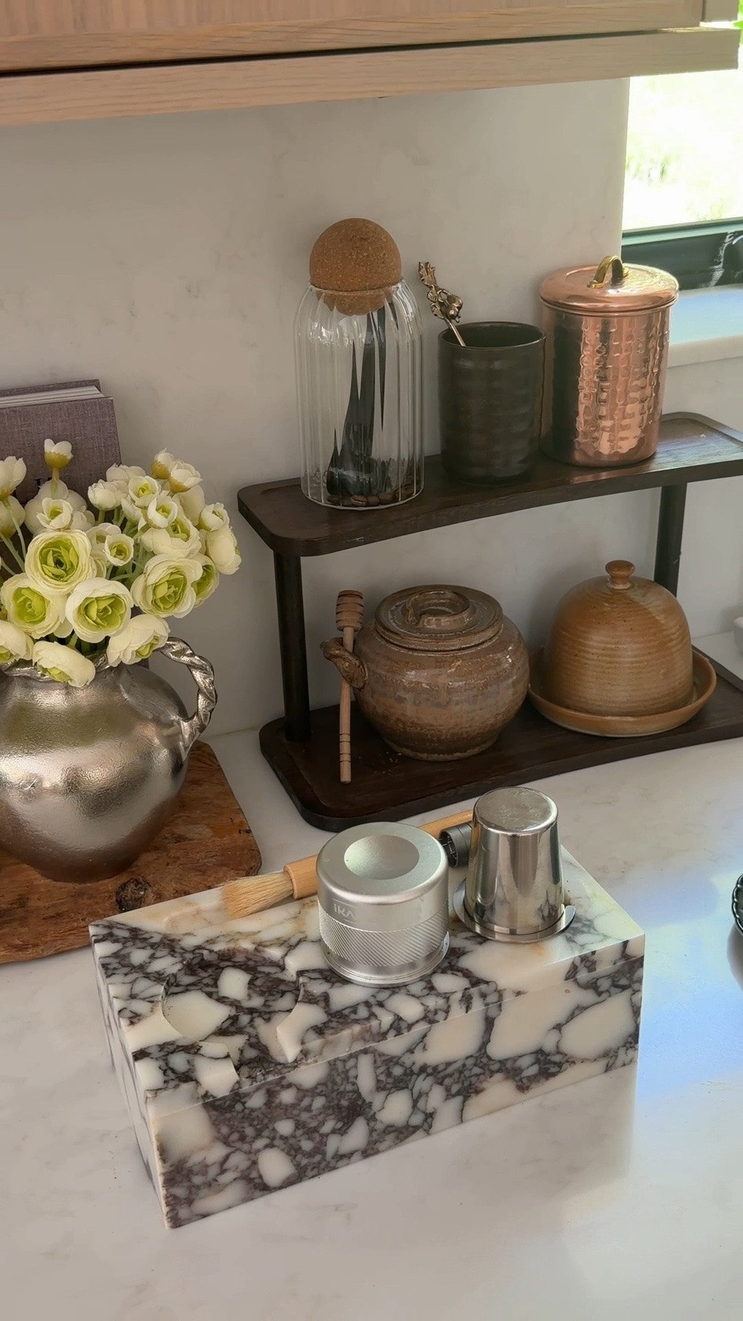 ☕️ The secret to a coffee station that never looks cluttered.

This two-tier stand adds so much extra storage without taking up additional counter space. One of the best upgrades I’ve made to this little corner of my kitchen.


.

coffee station, coffee station ideas, home coffee station, coffee bar, coffee bar ideas, coffee corner, kitchen organization, kitchen decor, countertop styling, coffee lover, coffee essentials, morning routine, organized kitchen, home decor inspiration, cozy home, neutral home decor, kitchen inspiration, countertop decor, amazon home finds

#LTKmorningroutine #LTKSaleAlert #LTKHome