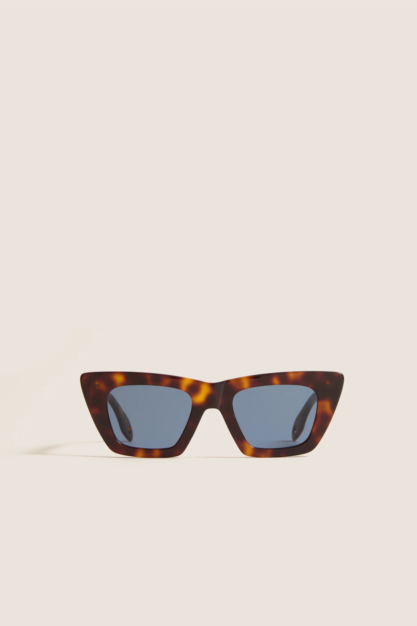 Brown Tortoise Dark Blue Lens Lori Sunglasses | Tuckernuck (US)
