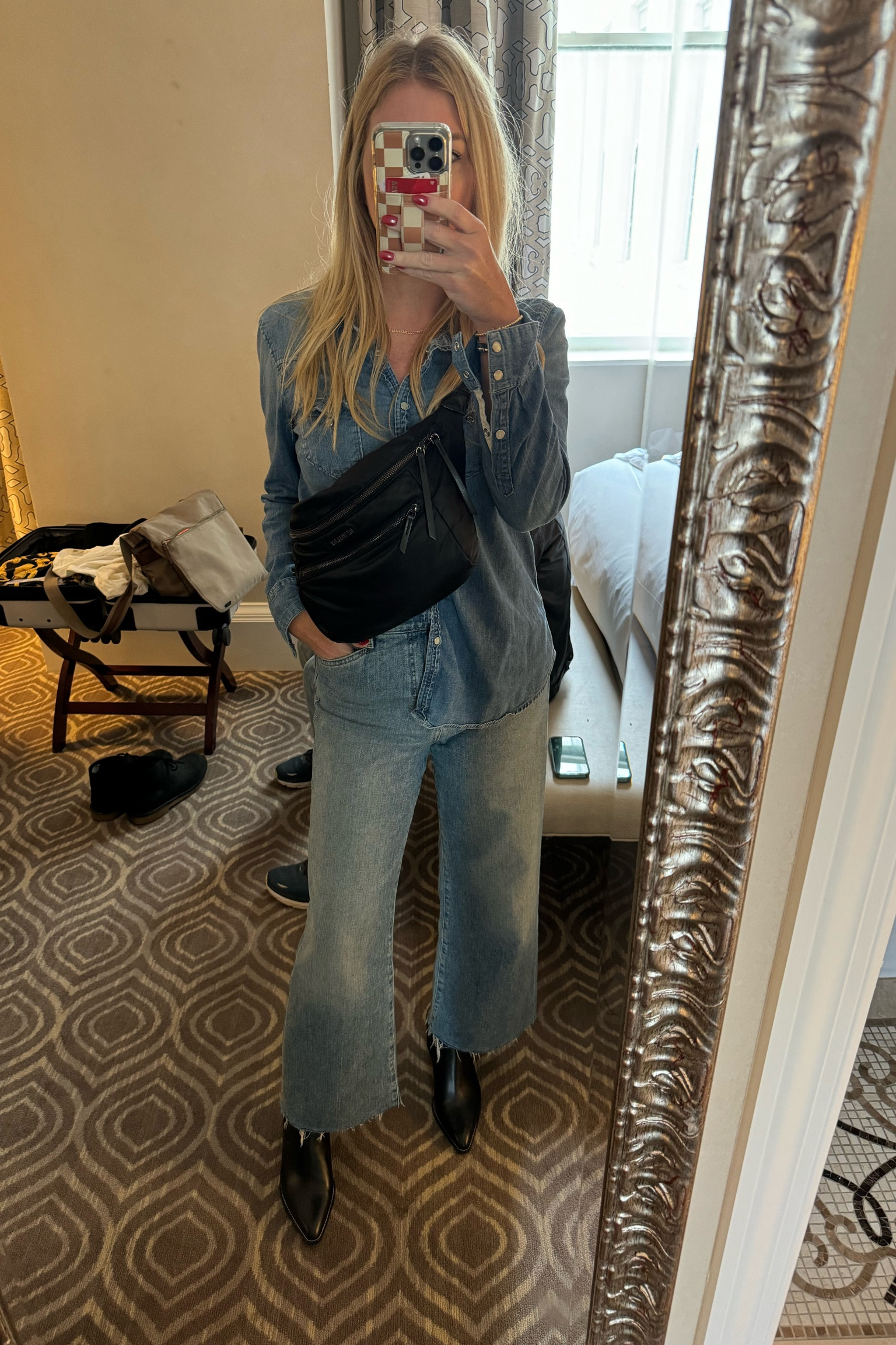 ok, i know I’ve said this before… but there are the best. jeans. EVER. Also i love a Canadian tuxedo  

#LTKover40 #LTKtravel #LTKstyletip