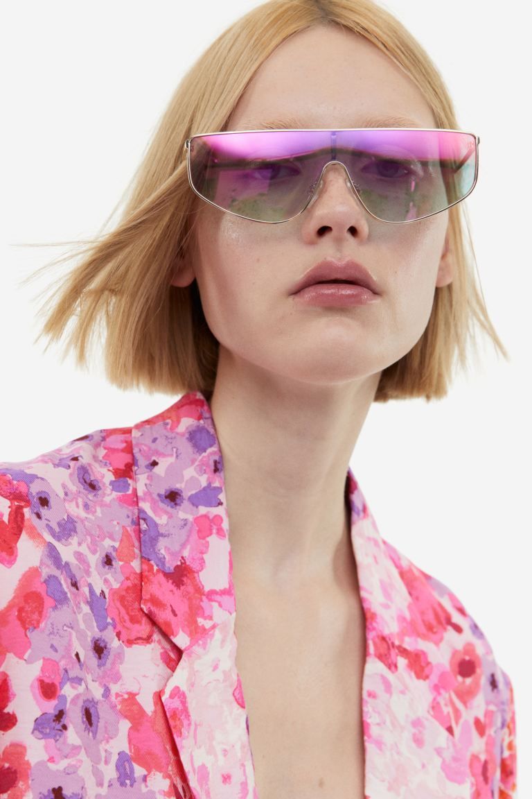 Sporty Sunglasses | H&M (US + CA)