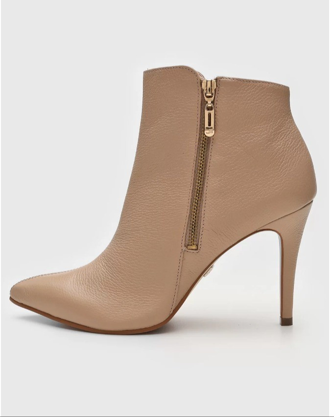 Festival de descontos Dafiti aqui na LTK 🤩🤗 bota Jorge bischoff🏃🏼‍♀️🏃🏼‍♀️🏃🏼‍♀️🛒🛒🛒

#LTKsalealert #LTKbrasil #LTKbeauty