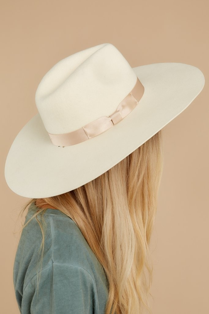 Montana Ivory Bone Hat | Red Dress 