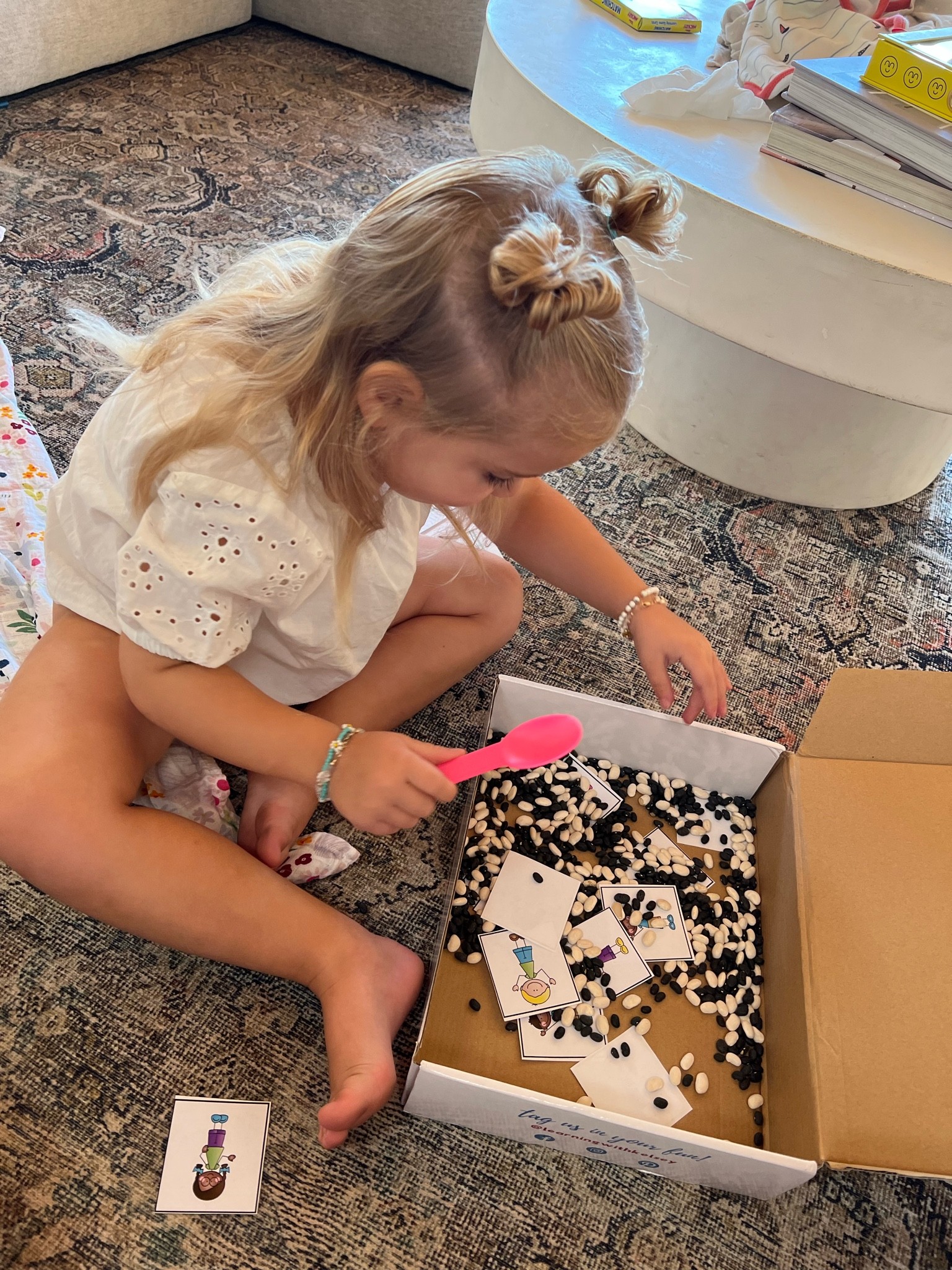 Such a fun toddler activity box that comes pack full of small crafts  