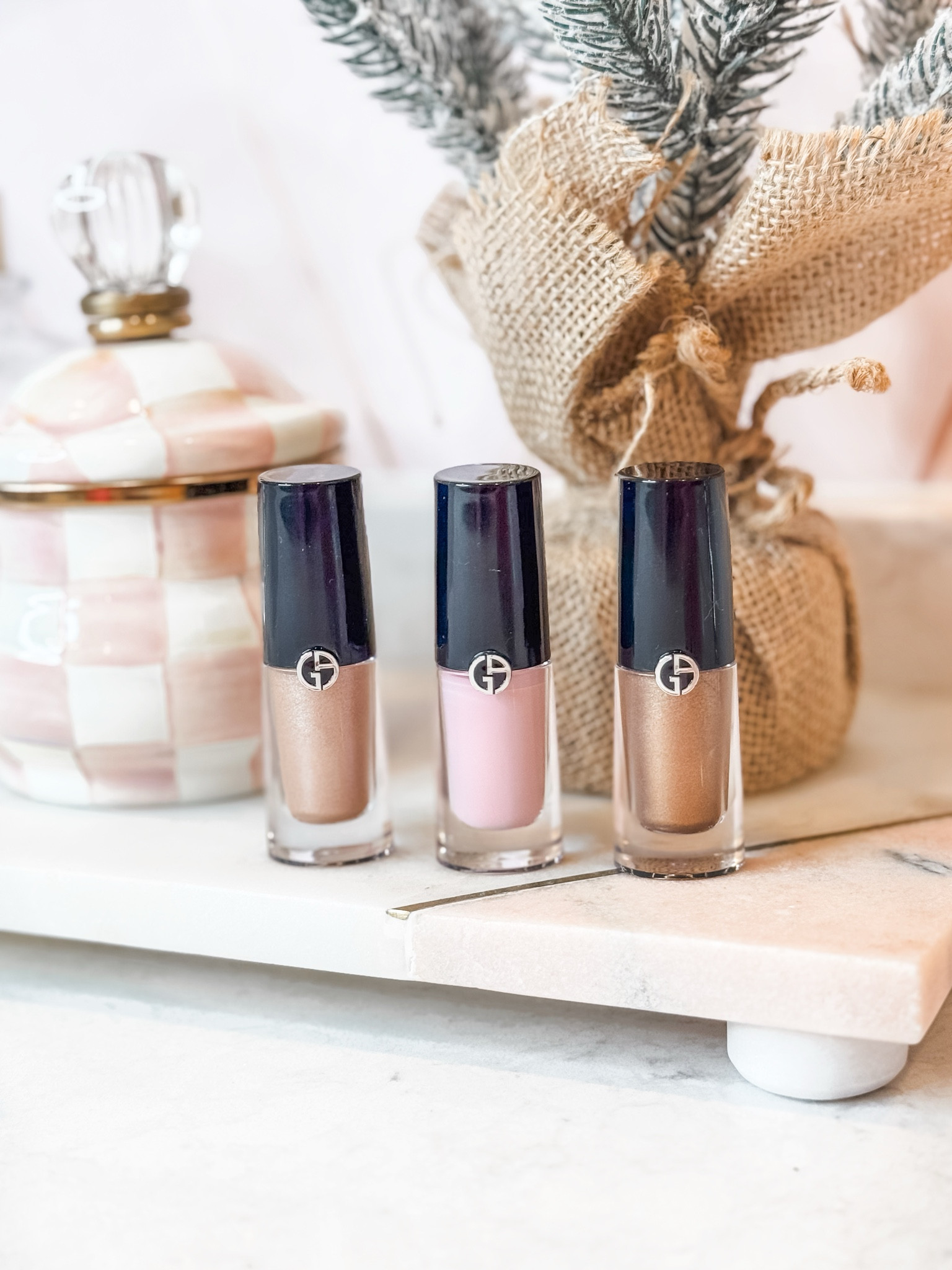 Latest obsession….the creamiest, prettiest eyeshadow and cheek tint! 

#LTKBeauty #LTKFindsUnder50 #LTKGiftGuide