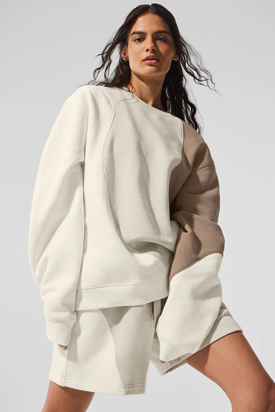 ALO | Make Waves Crewneck Neck Pullover Top in Ivory/Bone/Gravel White, Size: XL WOMEN/L MEN | Alo Yoga