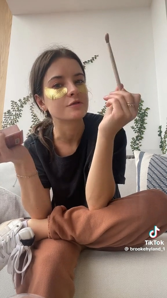 Do my makeup with me in Mexico!

#LTKHoliday #LTKGiftGuide #LTKSeasonal