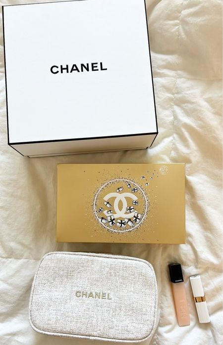 I love the Chanel holiday gift sets every year. They’re the perfect gift for anyone who loves beauty products. 

#LTKSeasonal #LTKHoliday