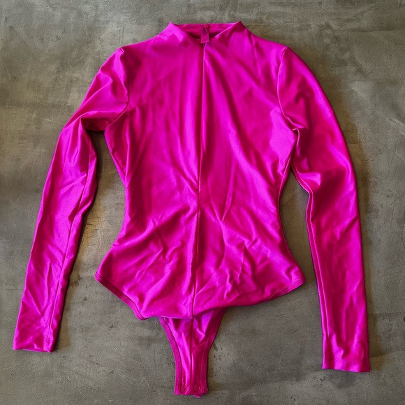 SKIMS Disco Front‎ Zip Bodysuit Pink | Poshmark