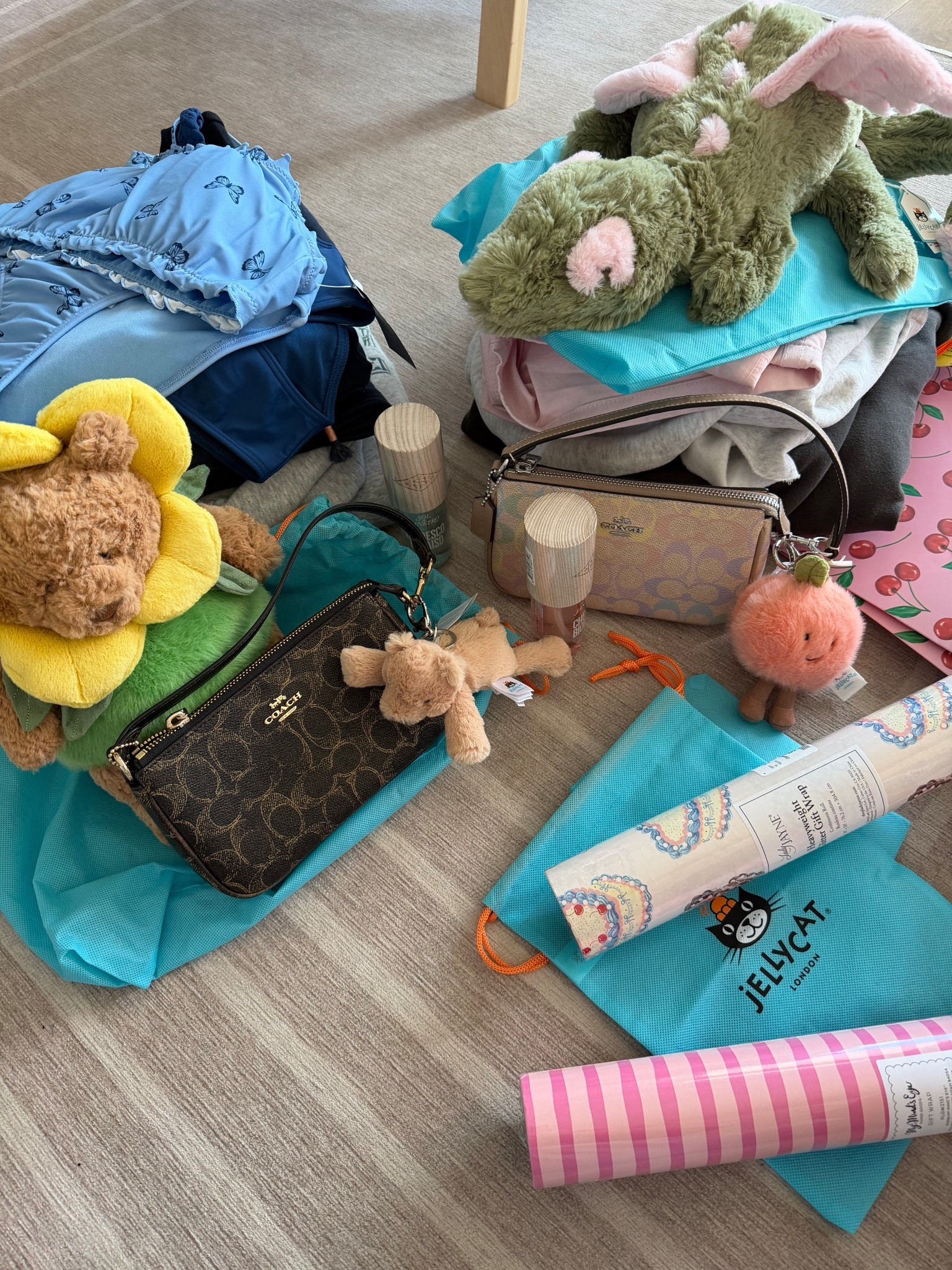 girlies 10th birthday haul 🧁 

#LTKSaleAlert #LTKmomlife #LTKKids