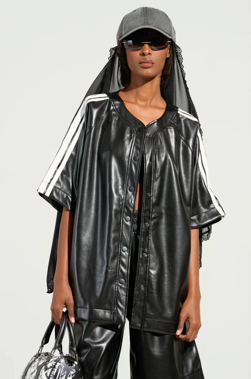 EXTRA BUTTER LEATHER BUTTON DOWN | AKIRA