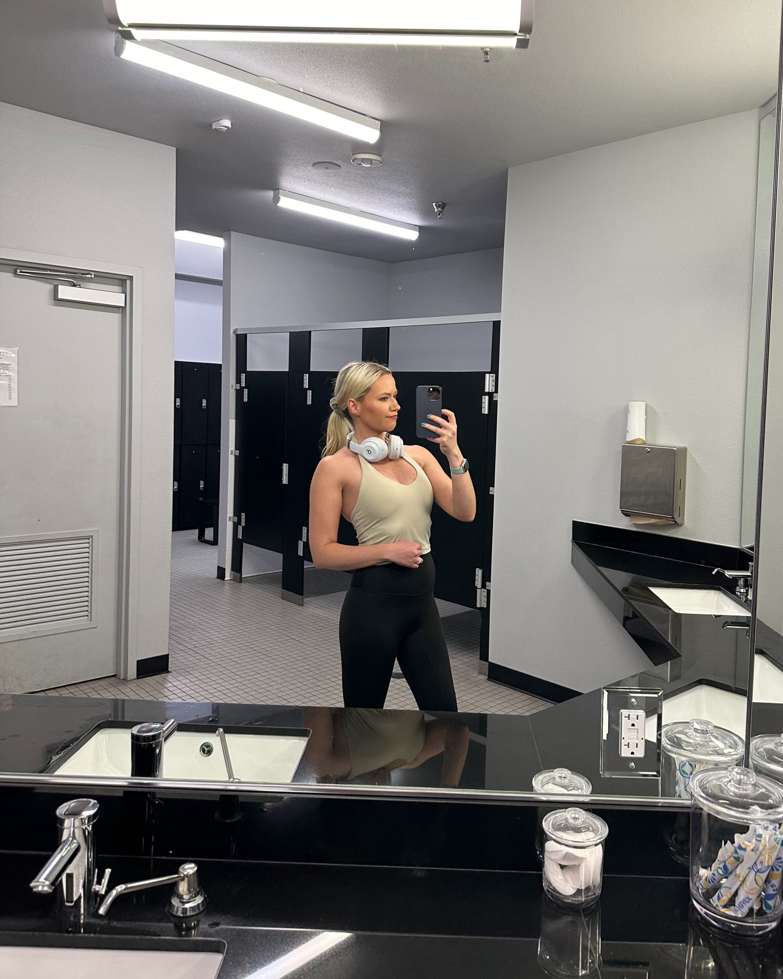 Tank: Mojave Tan, 8

Lululemon | Align Tank | Align Halter Tank | Activewear | Gymwear | Weightliftingg

#LTKfitness