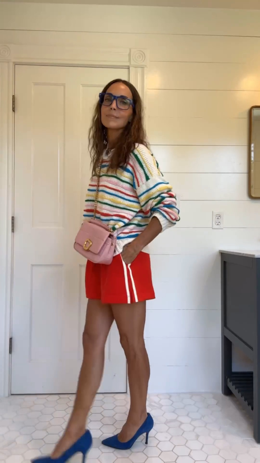 needed to try to recreate a street style look from @laurarouder at #cphfw

Her look just stuck in my mind and i feel so good in it too! (And just shopped my closet.. nothing new needed!)

sweater: mother 
shorts: donni.
bag: songmont

#LTKStyleTip #LTKVideo #LTKItBag
