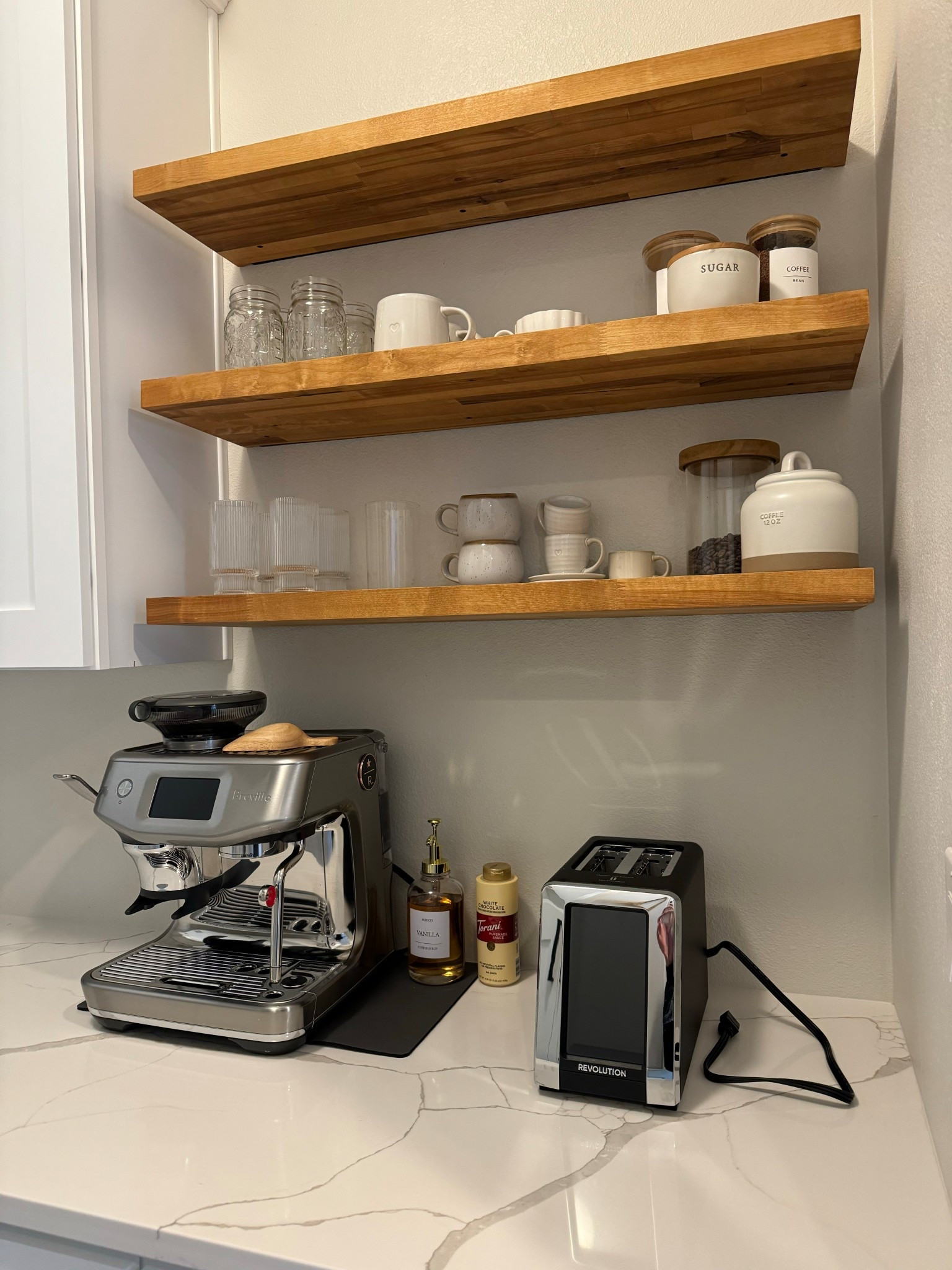 My coffee machine & the coolest toaster! 
You’ll never have burnt toast again😂 you can set how much you want your bread toasted by the picture! 
The coffee machine is on sale right now! 

#LTKHome #LTKFamily #LTKSaleAlert