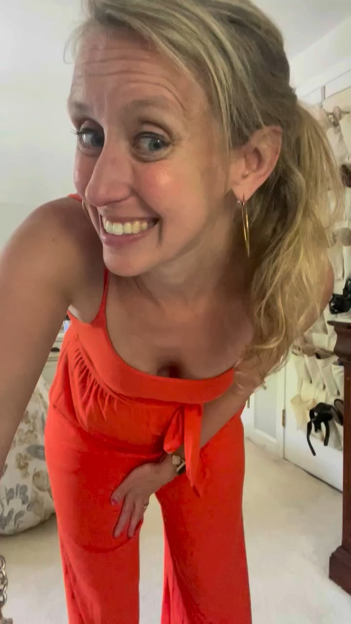 Edit: Knicks game TONIGHT! Little did my son know when he was at school I was using his basketball 🧡😂🏀 & coordinating an outfit to watch tomorrow night’s BIG game.. I may have watched last game’s final minute 100 times. We are all excited in this house - Let’s go KNICKS! 🙏🏼🙏🏼 @nyknicks

#LTKmomlife #LTKdayinmylife #LTKootd