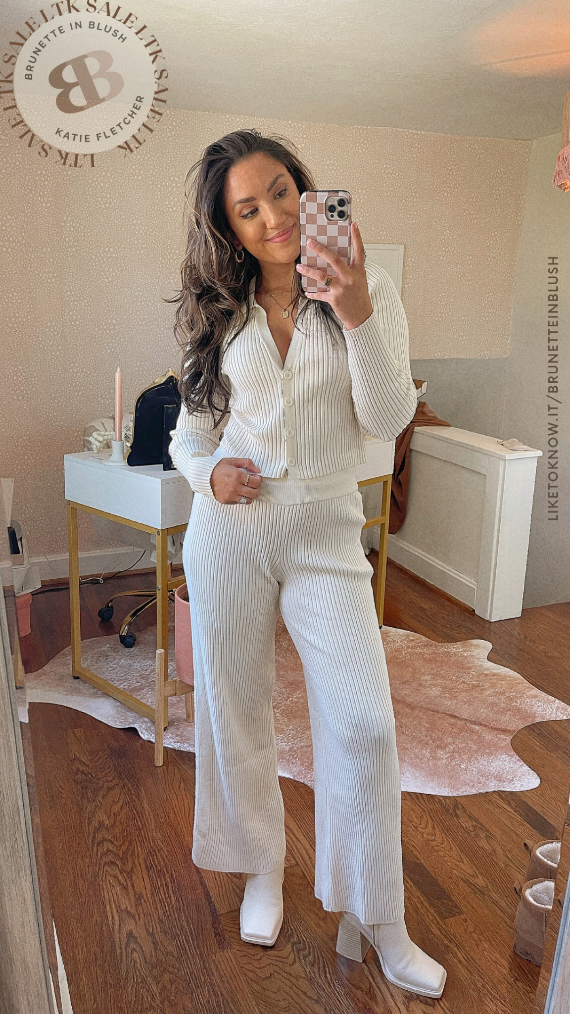 One of my FAVORITE matching sets from aerie! *top is a tad cropped*

wear both pieces together or with your other fashion faves!

#LTKfindsunder50 #LTKsalealert #LTKSale