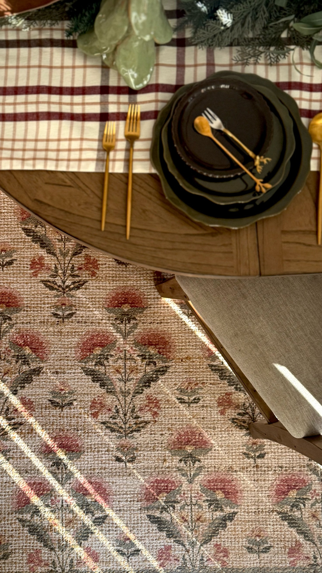 Loloi rugs on major sale right now!



#LTKSaleAlert #LTKHome #LTKCyberWeek