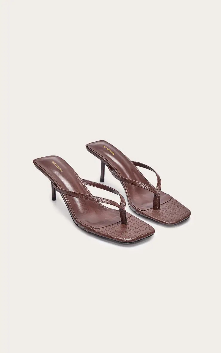 Brown Croc Pu Square Toe Thong Mid Heeled Mules | PrettyLittleThing UK