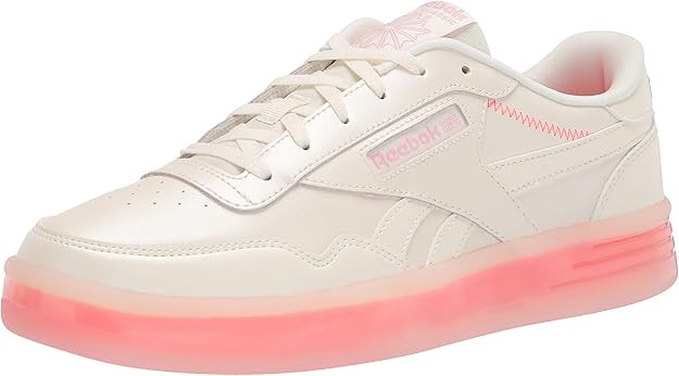 Reebok Women's Club MEMT Sneaker | Amazon (US)