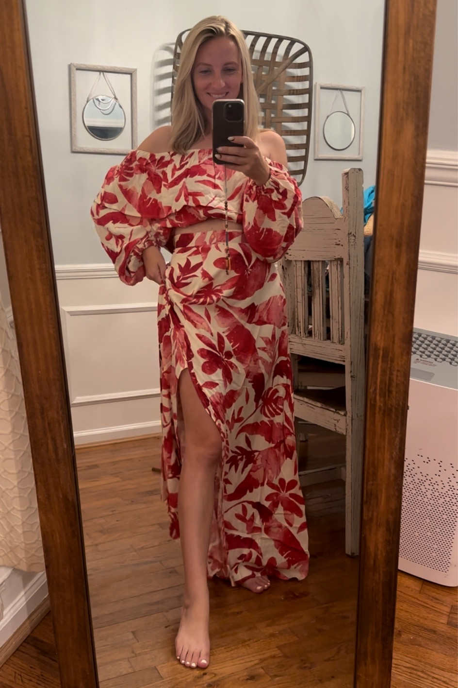 Size small
5’1
105 lbs