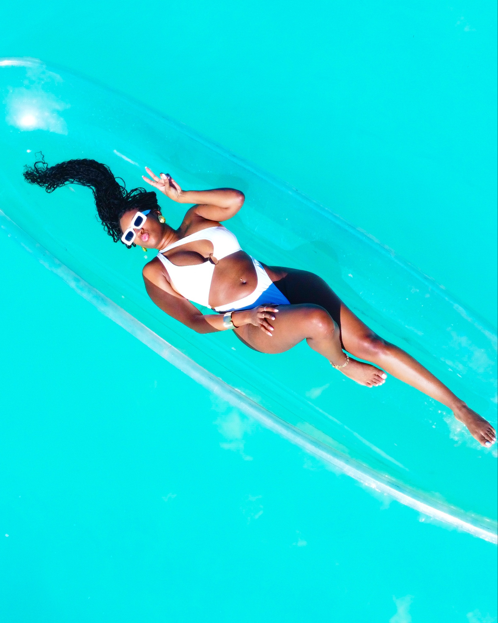 White, one piece, cut out, cheeky/thong, bikini swimsuit…perfect for vacation. Paired with white square fashionable sunglasses

#LTKSummerSales #LTKFindsUnder50 #LTKSwim