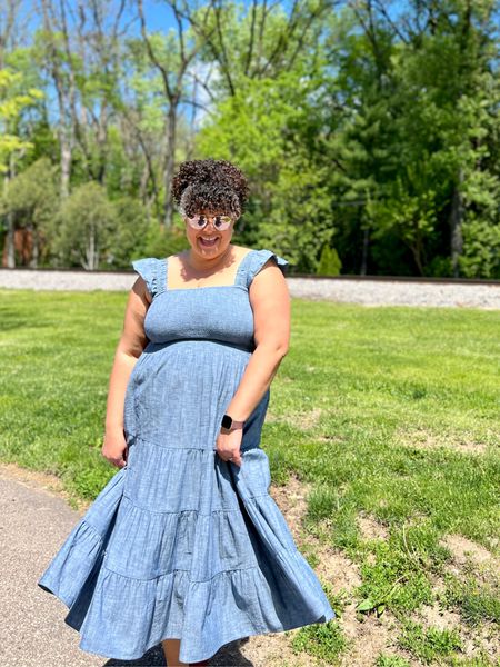 How much do we love this chambray ruffle shoulder tiered dress? #sponsored

It comes in several colors and patterns too, including white if you need a casual and cute white summer dress! 

It’s on sale too!!

I’m wearing an XL.

#LTKover40 #LTKfindsunder100 #LTKmidsize