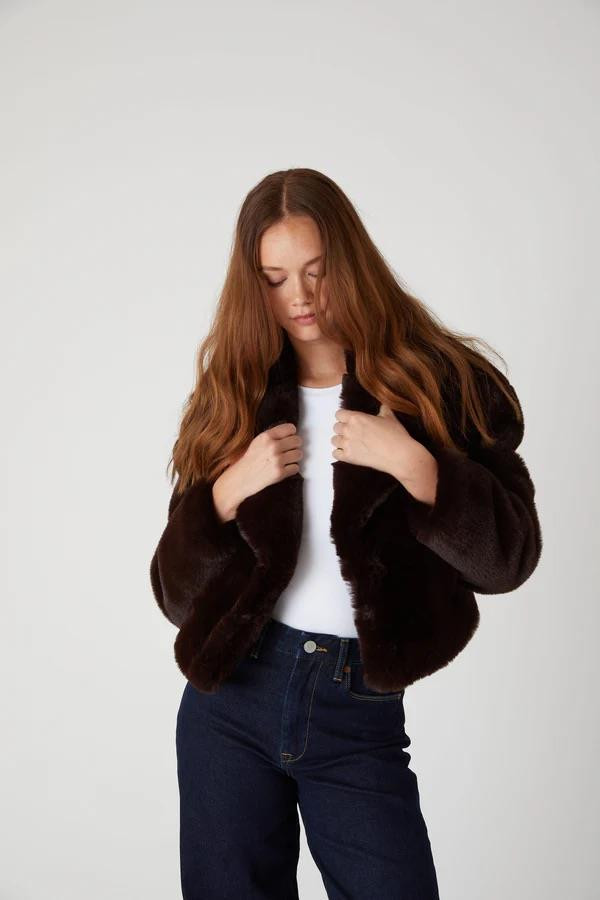 Americano Crop Fur With Collar | South Moon Under