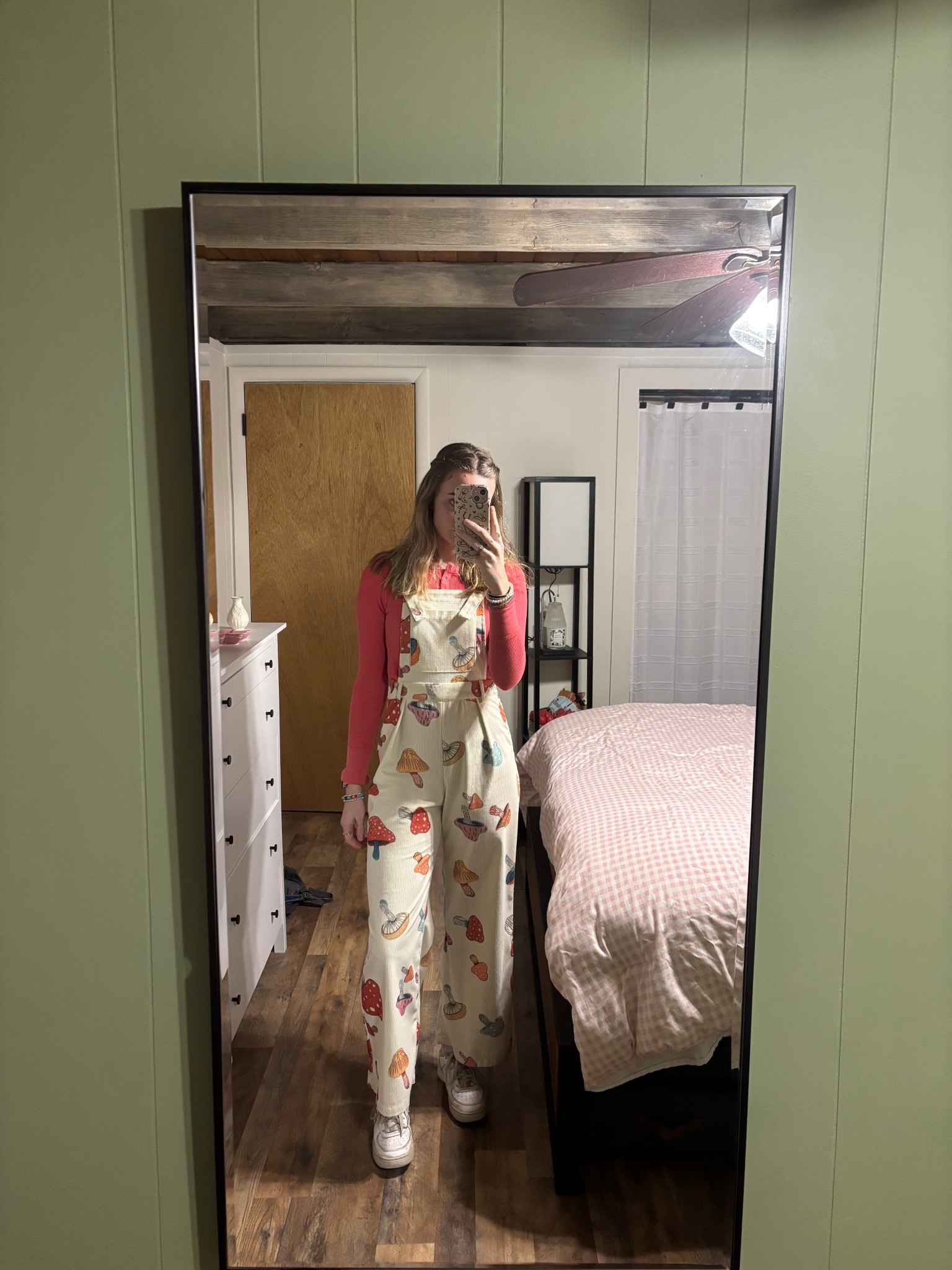 teacher outfit of the day 🍄  i absolutely loved everything about my outfit today! 💗💗

#LTKdayinmylife #LTKootd #LTKgrwm