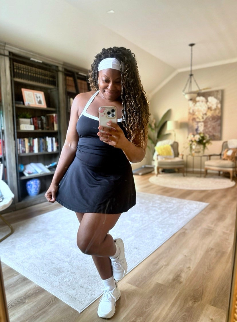 My activewear and Zumba outfit! 🖤🤍💃🏽

#LTKootd #LTKActive