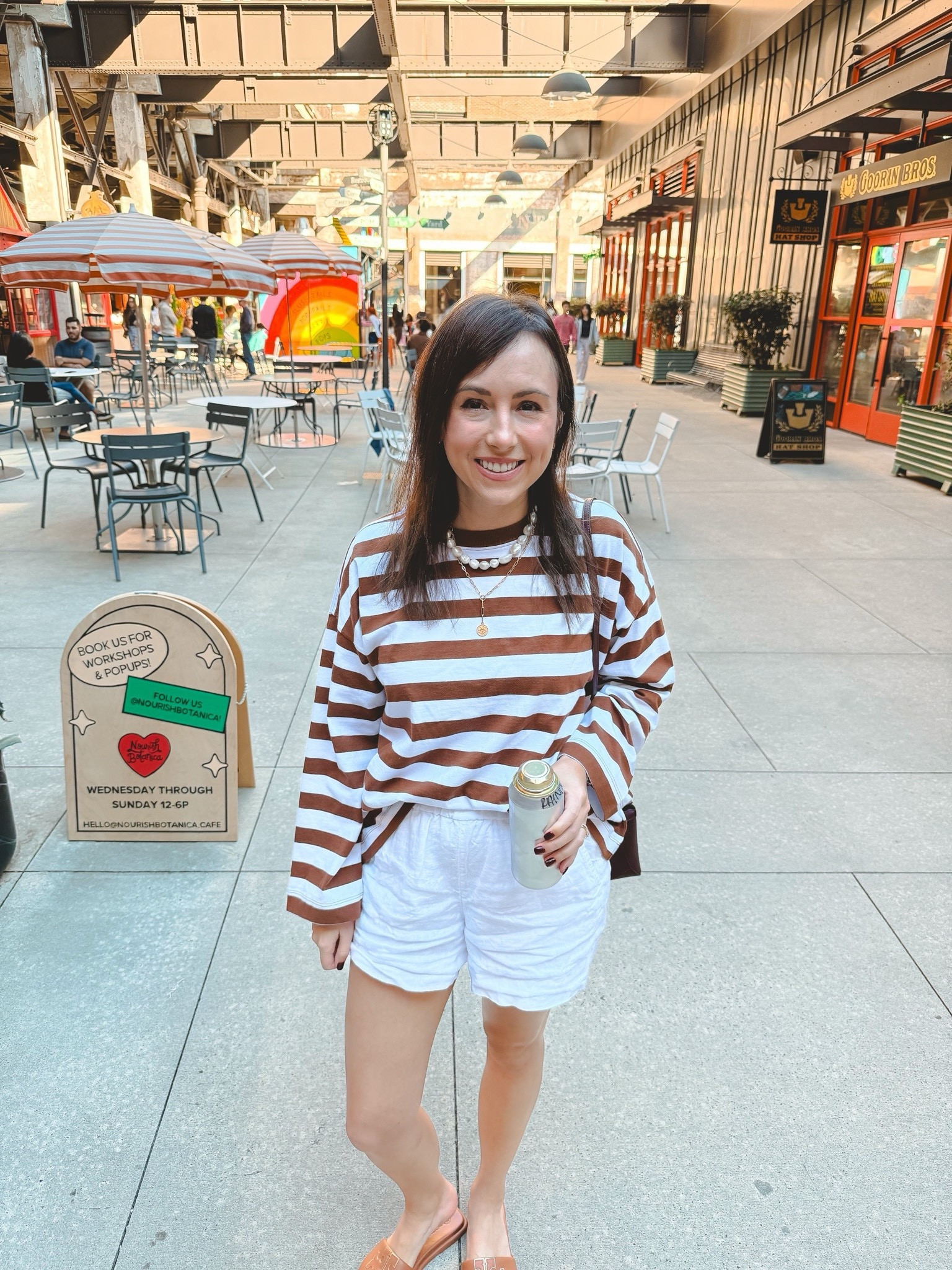 Madewell tee (xs) j crew linen shorts (xs)



#LTKSeasonal #LTKFindsUnder100 #LTKStyleTip