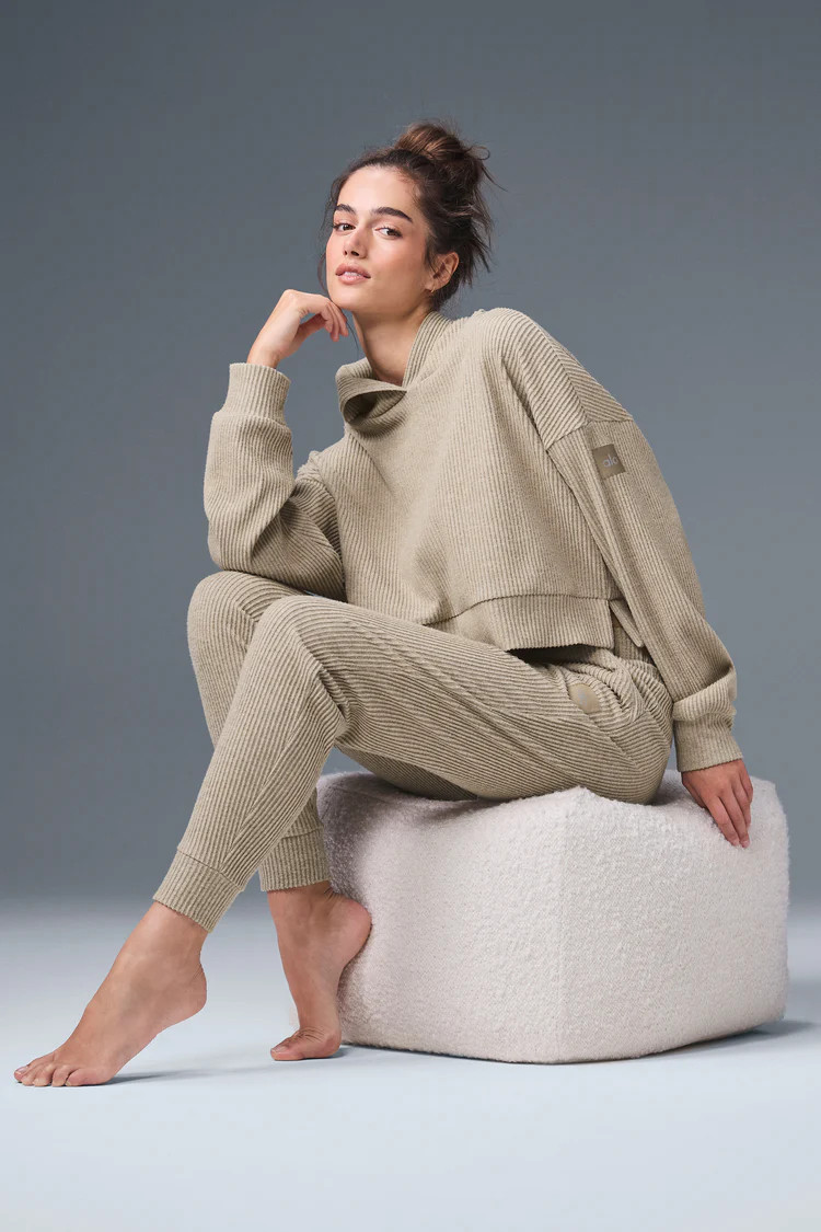 Muse Sweatpant - Gravel Heather | Alo Yoga (US)