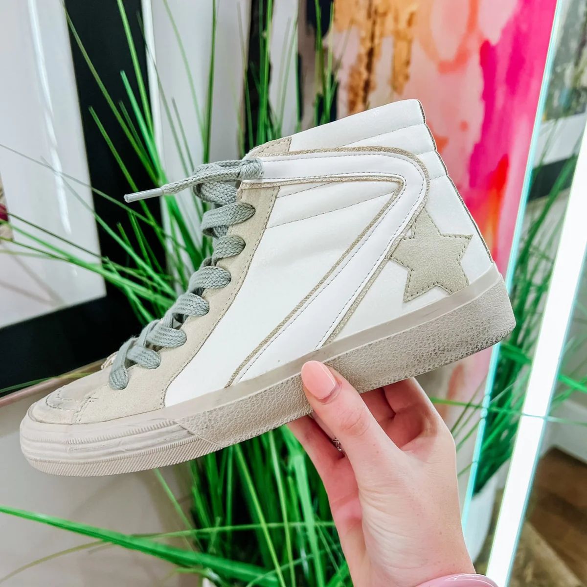 Roxanne Sneakers - Off White | Southern Roots