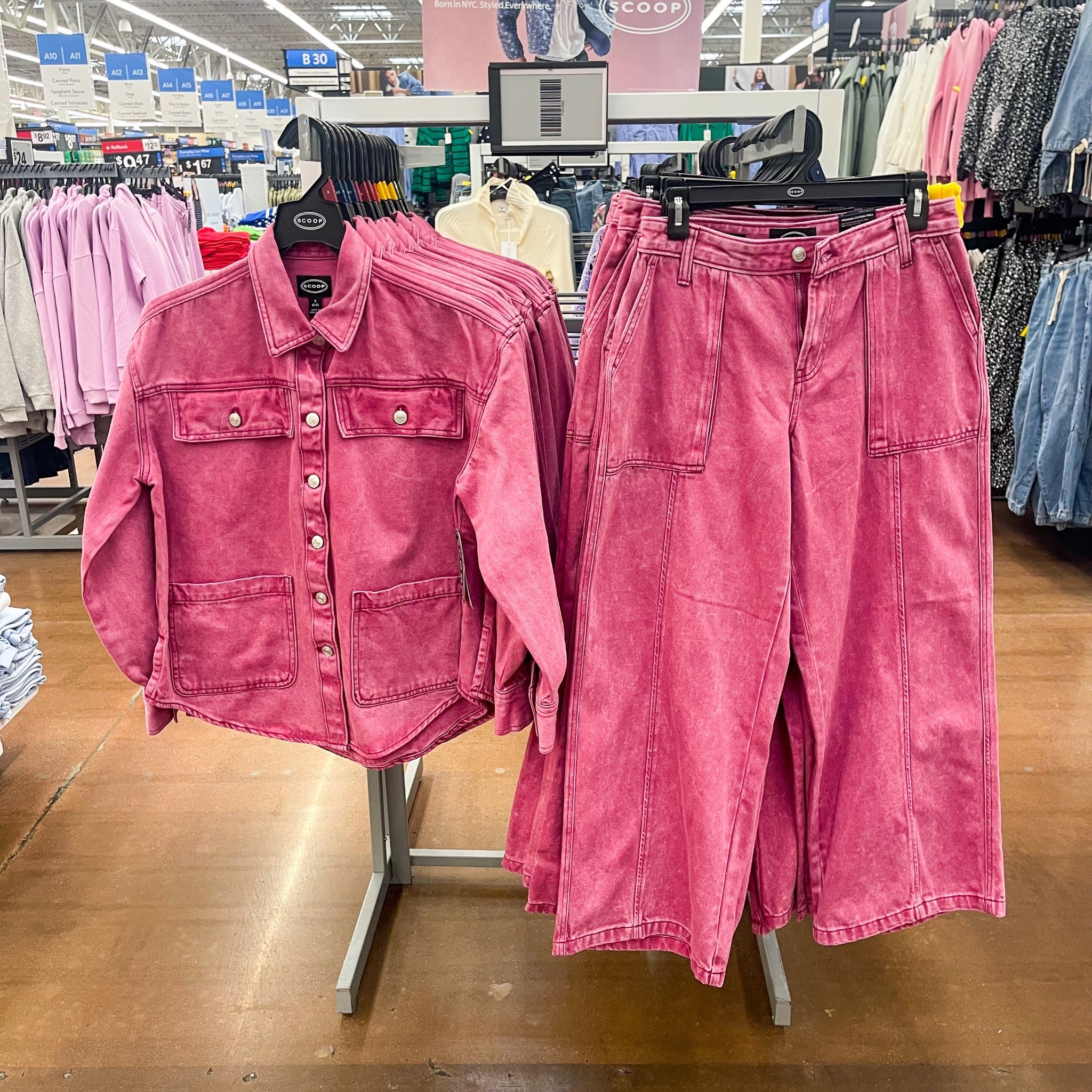 Not sure how I feel about wearing these two pieces together but individually, they are super cute! And they are on clearance right now 🙌🏻