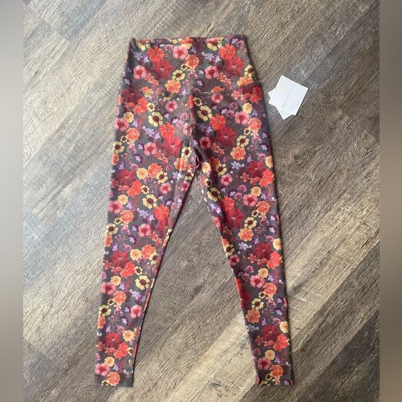 Beyond Yoga Pressed Flowers SoftMark High Waisted Midi Legging | Poshmark