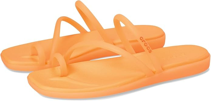 Crocs Women's Miami Toe Loop Sandal Flat | Amazon (US)