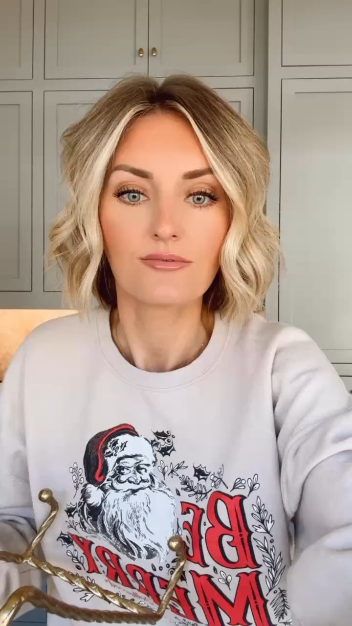 Love this book stand to display coffee table books!

Loverly Grey, Target, Target finds, Target home, home decor 

#LTKHome