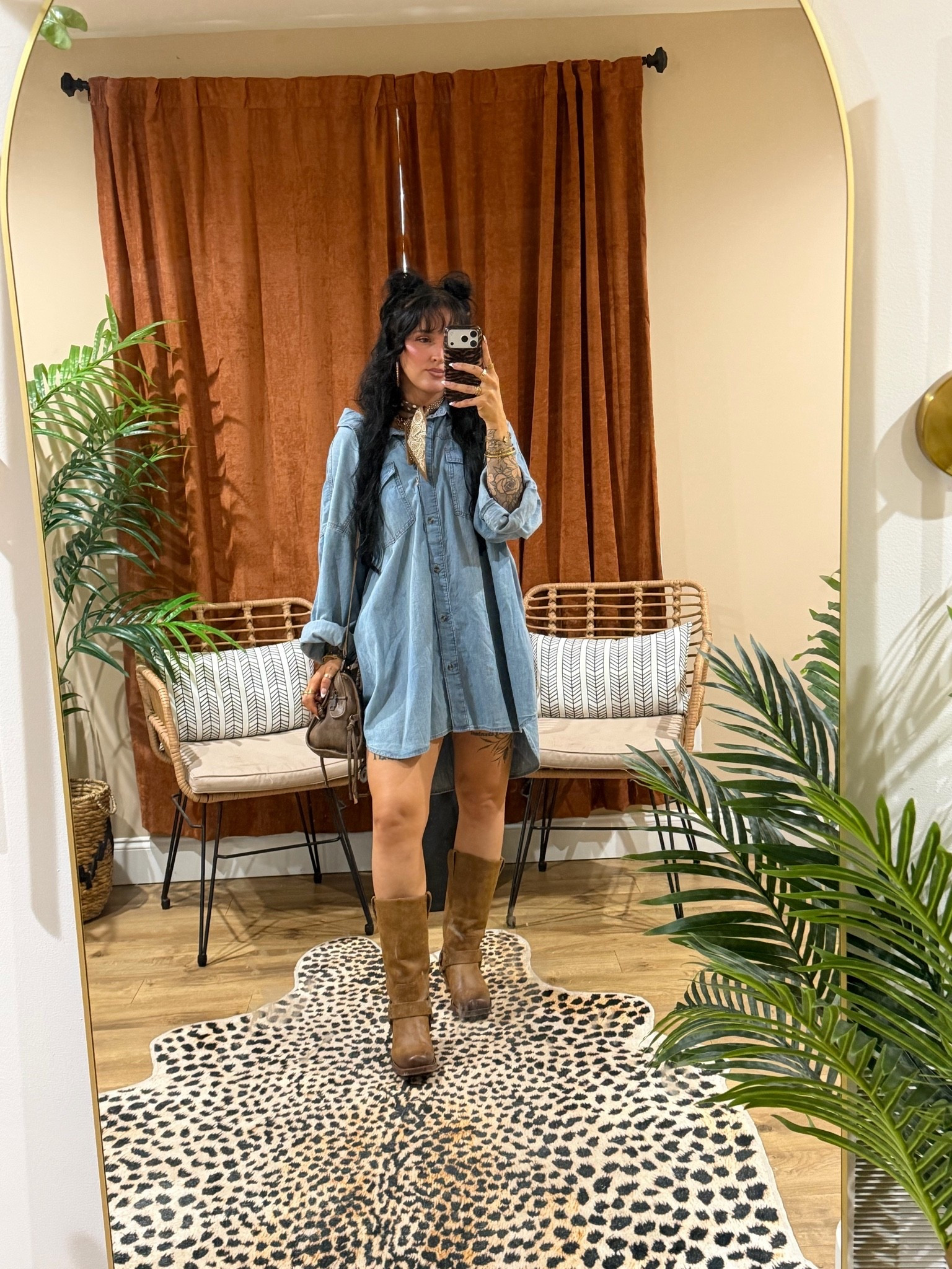 I’m 5’3 & 133 wearing an XXL in the denim shirt from Walmart. I tagged a similar one on Amazon in case Walmart is OOS. Wore it as a dress with biker shorts underneath ✨coziest but cute outfit 👏🏽