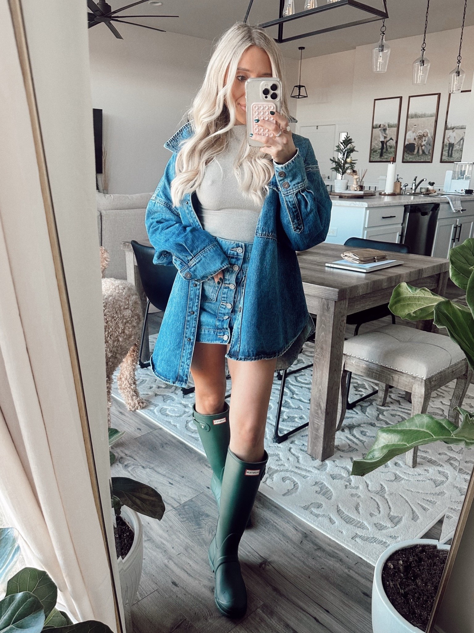 How I am styling my green Hunter boots!

Denim midi skirt, cowgirl style, farm girl, rain boots outfit 

#LTKFindsUnder100 #LTKMidsize #LTKStyleTip