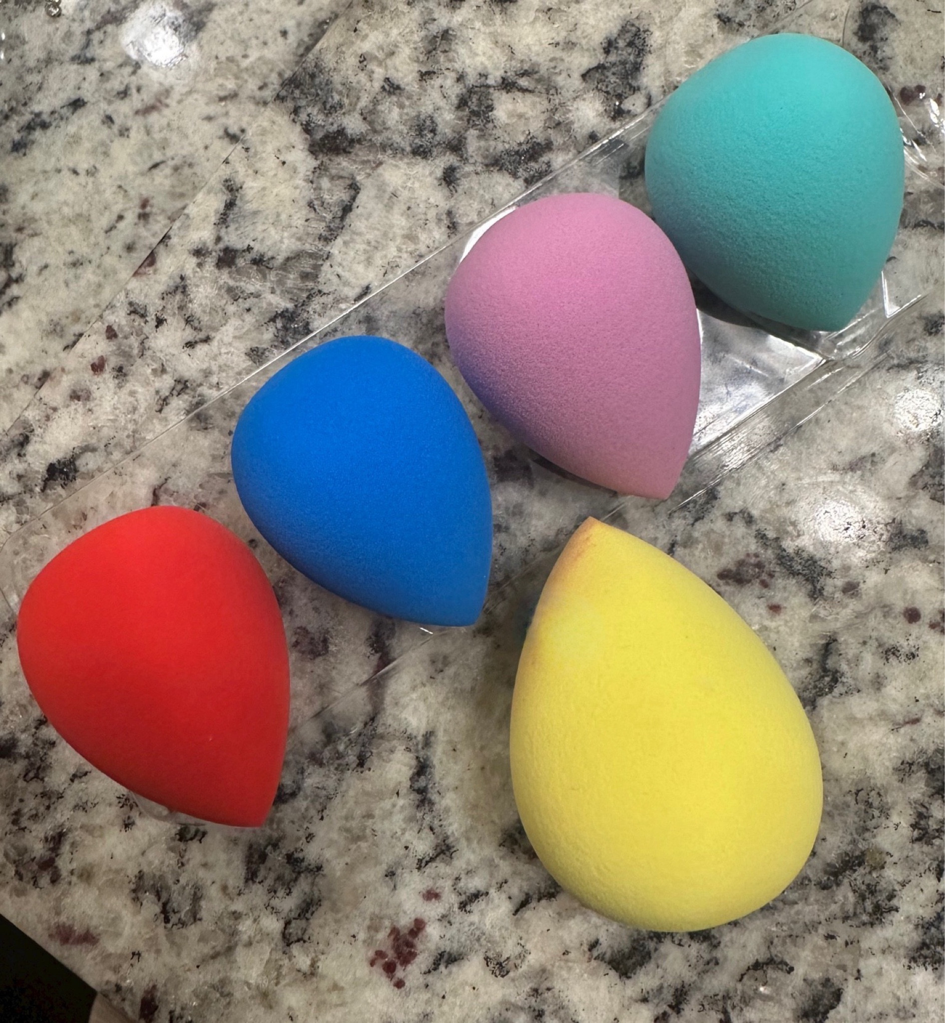The best makeup sponges from Amazon 

#LTKStyleTip #LTKSaleAlert #LTKBeauty