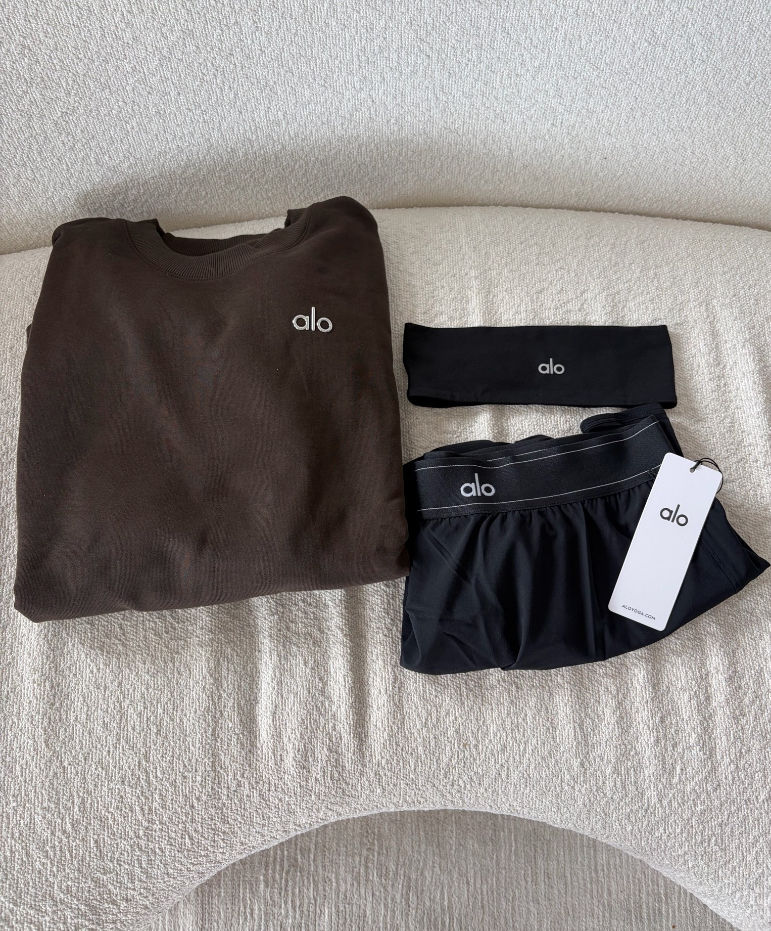 Some of my favorite Alo basics from the Aloveraary Sale 🤍 So comfy, so versatile, and easy to dress up or down. These are the pieces I keep reaching for again and again.

#LTKfitnessgoals #LTKgrwm #LTKActive