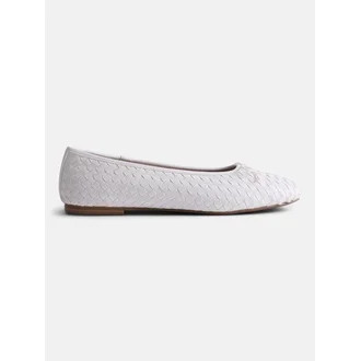 Free Assembly Women's Woven Ballet Flats | Walmart (US)