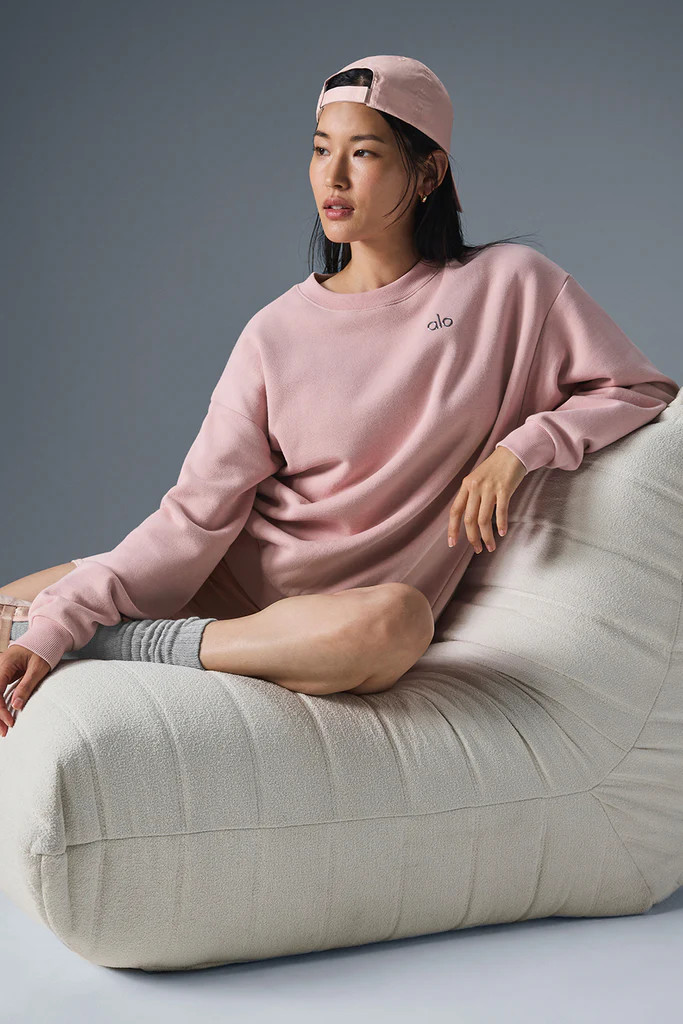 Accolade Crew Neck Pullover | Alo Yoga (US)
