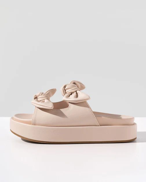 Kiki Faux Leather Bow Sandals - Blush | VICI Collection