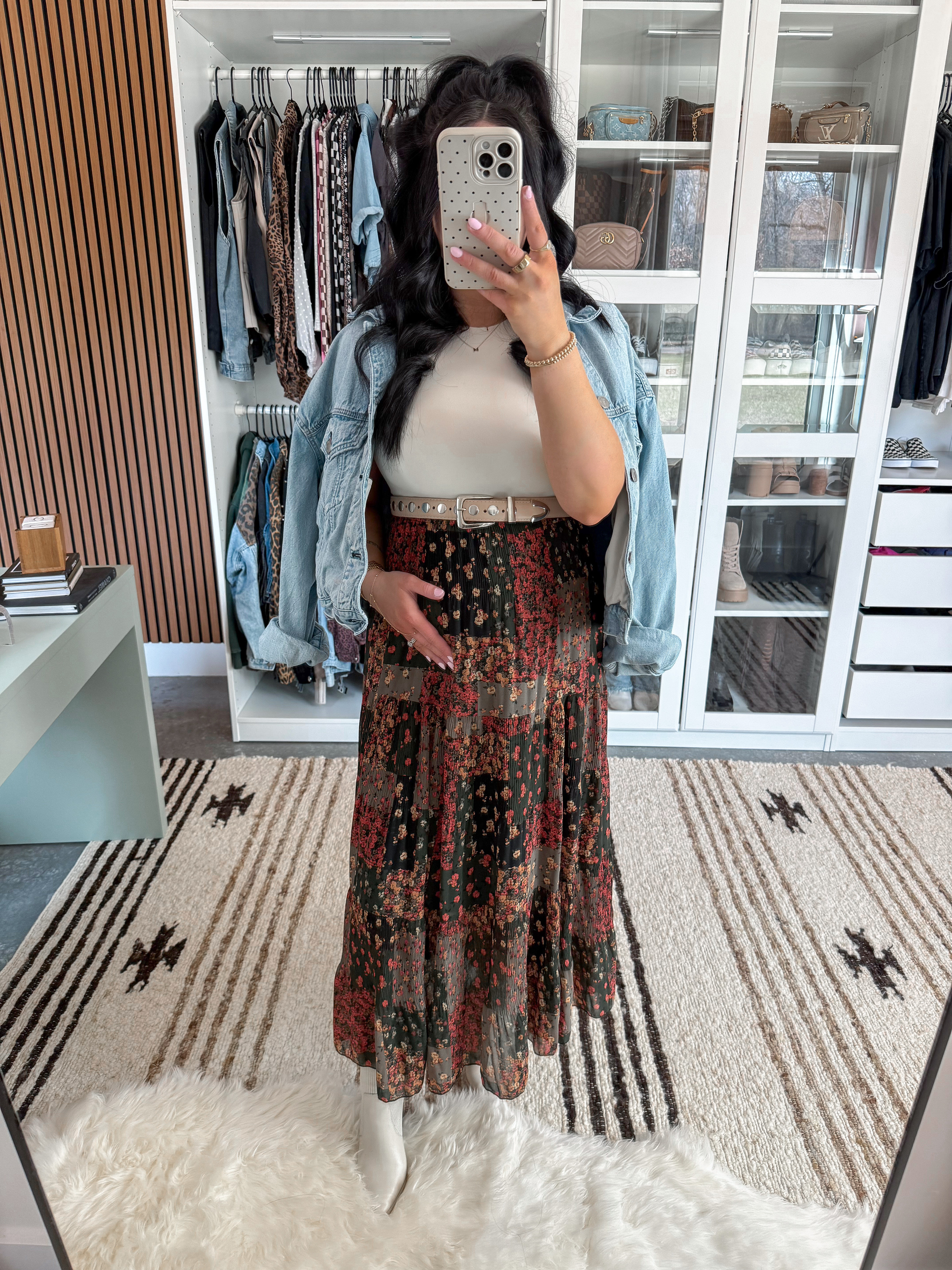 Bump Friendly Outfit Idea 🤍

Bodysuit - small
Belt - 27-31
Skirt - small (flower 231 color)

*My denim jacket & shoes are no longer available, so I linked alternative options!

This patchwork skirt is perfect for all of my expecting (or not expecting!) girls 👏🏼  I paired it with a basic white bodysuit, an oversized denim jacket, a neutral studded belt & some off white block heel booties! This would make such a cute brunch look or even a baby shower guest outfit!

 

 

#LTKootd #LTKBump