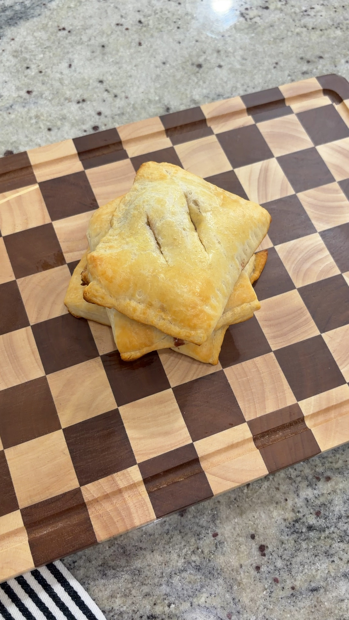 These ingredients make the perfect after-school snack! Try making Strawberry Nutella Puff Pockets yourself !🍓🥐

#LTKmomlife #LTKfoodie #LTKdayinmylife