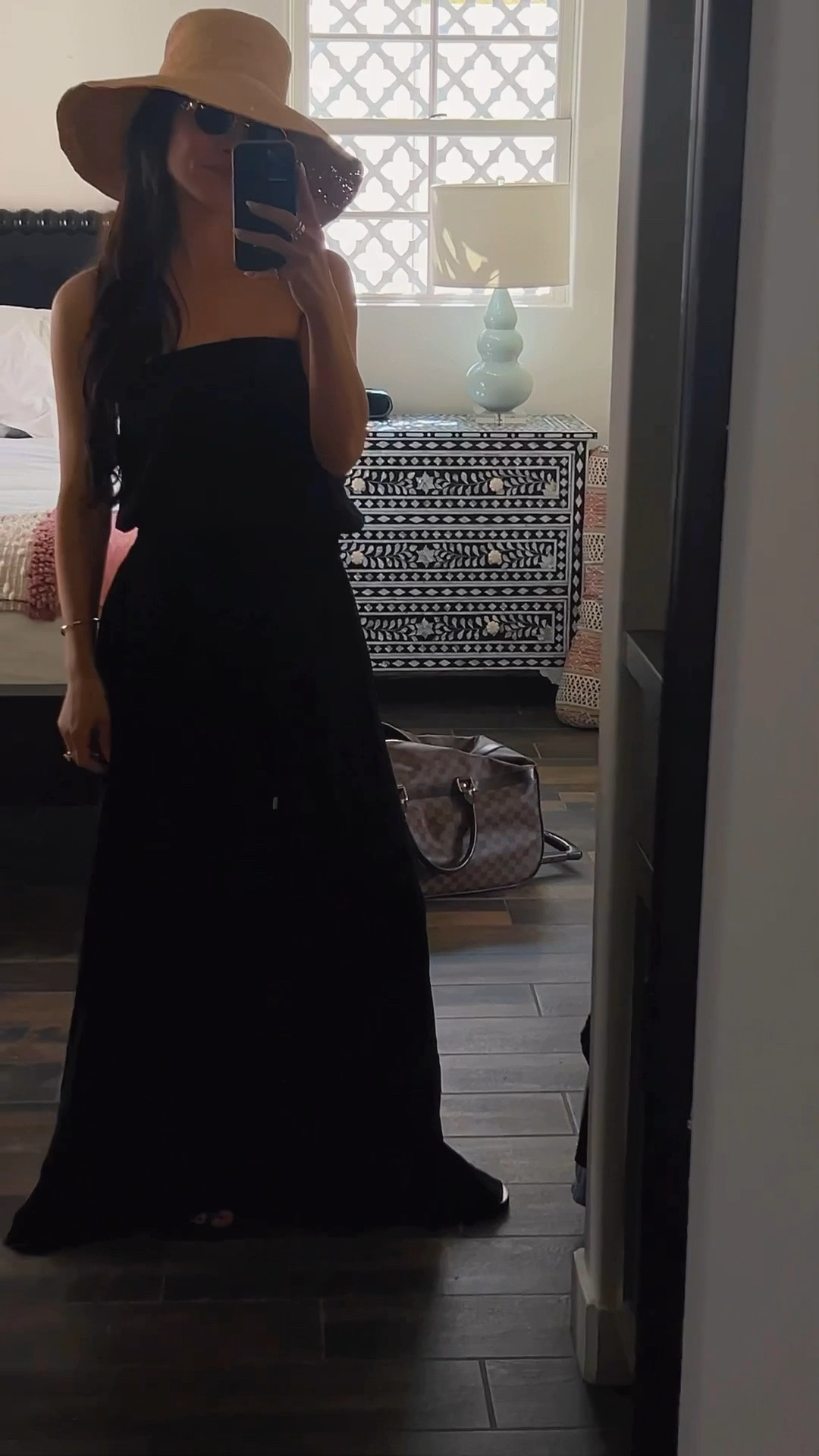 The perfect throw on and go comfy vacay dress 

#LTKSwim #LTKFindsUnder100 #LTKStyleTip