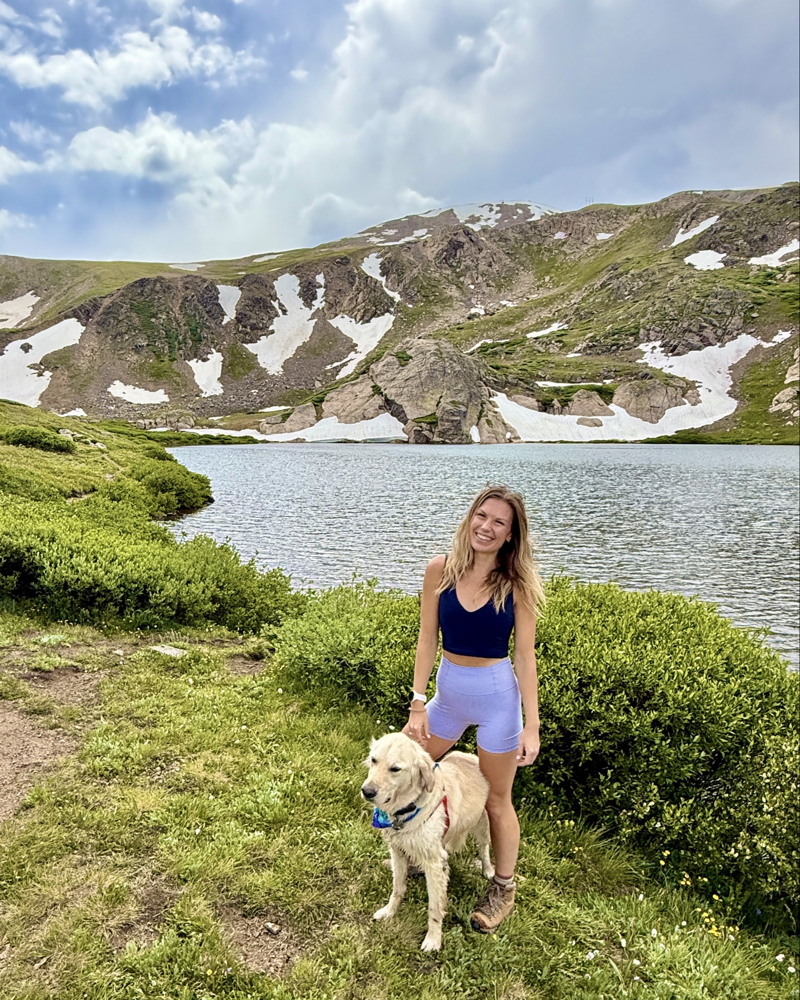 Hiking fit💙💜

#LTKTravel #LTKPets #LTKActive
