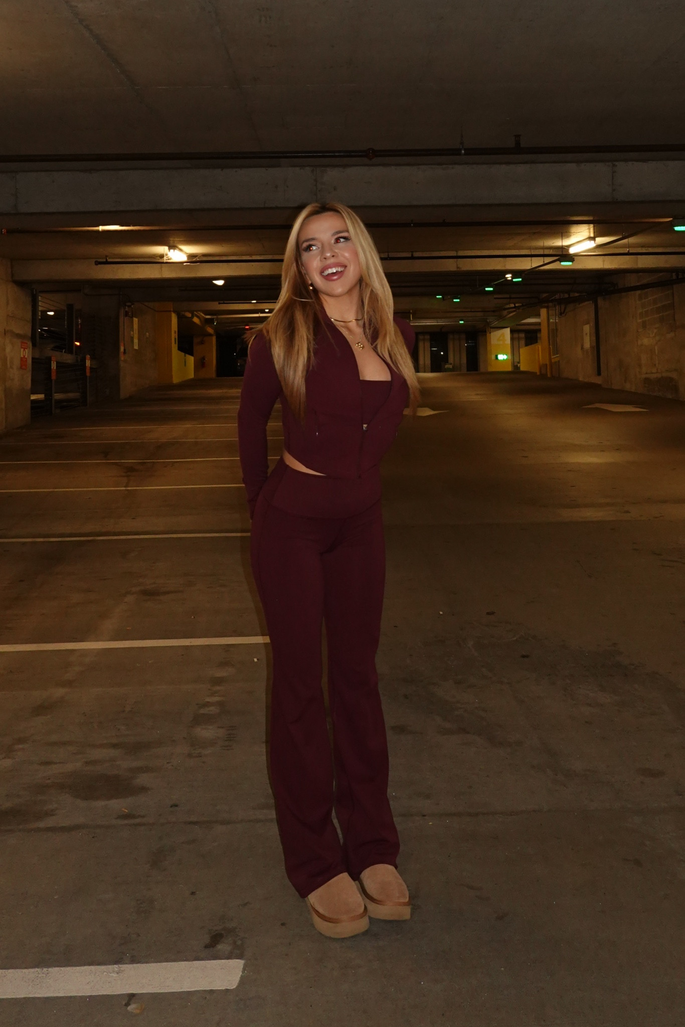 Burgundy leggings and zip up jacket from garage size small! 

#LTKActive #LTKFitness #LTKU