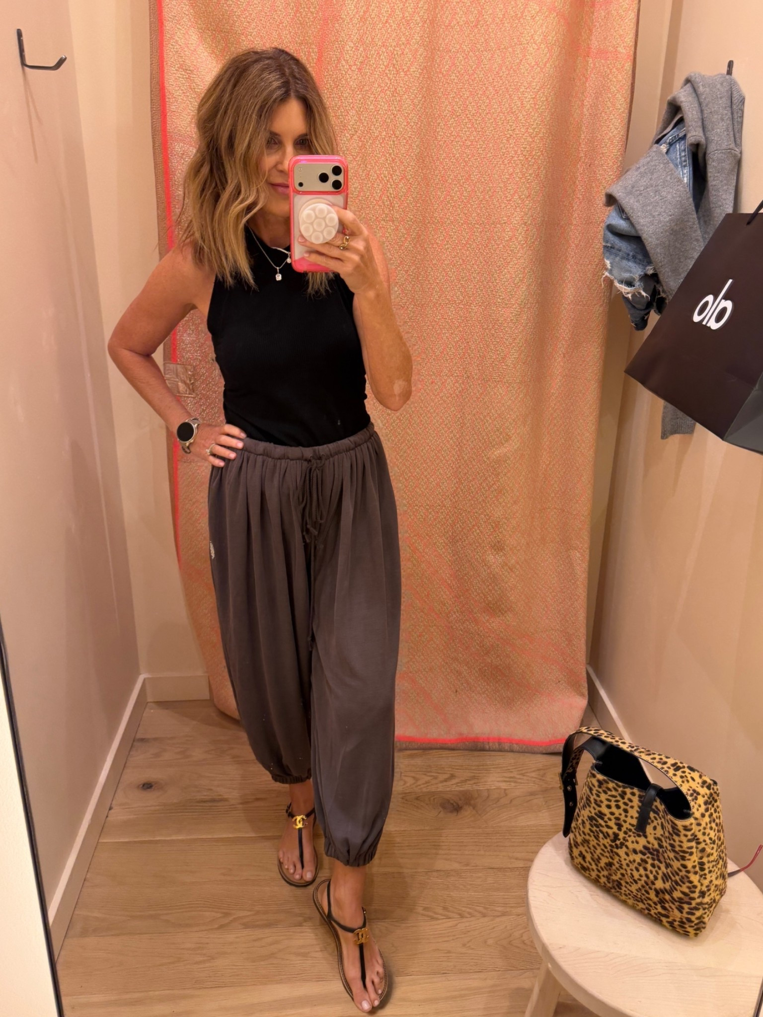 Balloon pants in the color chocolate size small. Available in 11 color options. Lightweight, soft, and comfortable

#LTKOver40