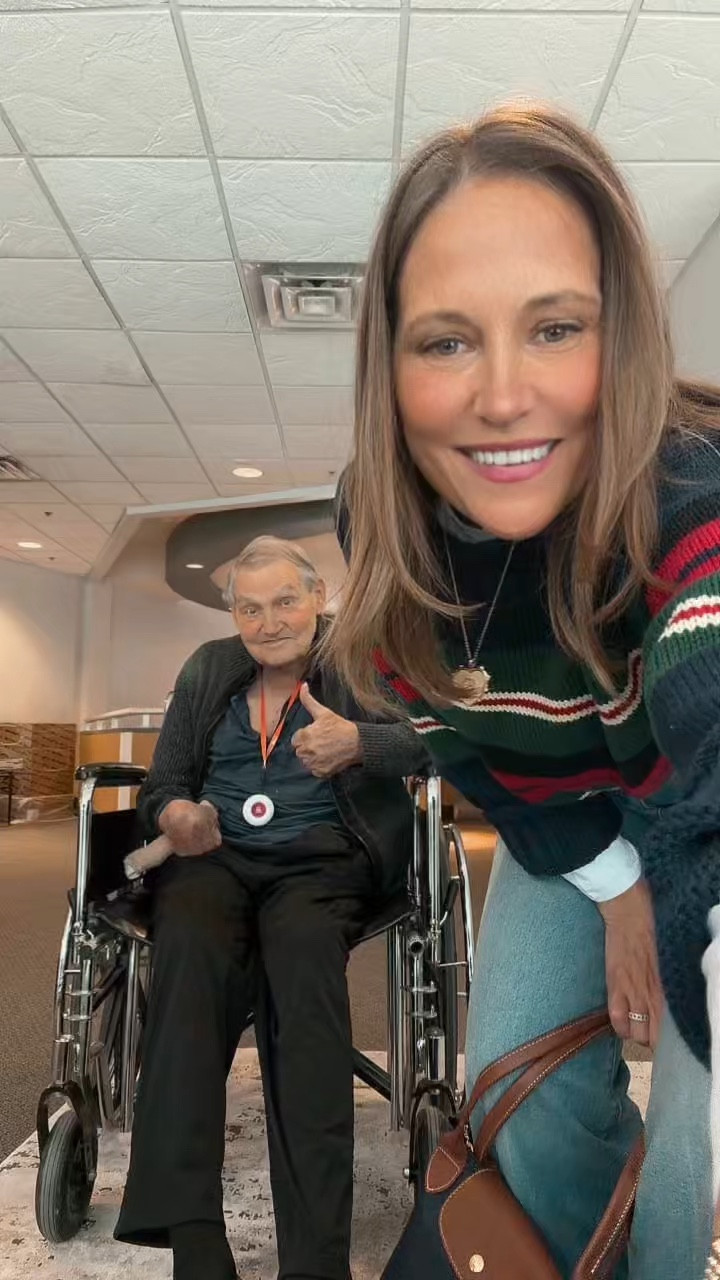 Just my little life in cute clothes! 

#LTKdayinmylife #LTKootd #LTKOver40