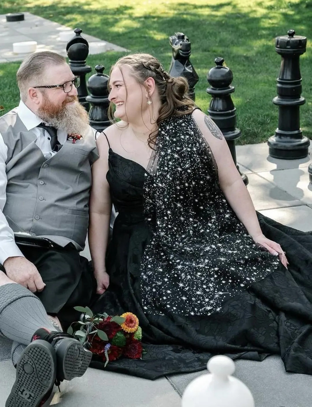 The Second Star Black Celestial Wedding Veil - Etsy | Etsy (US)